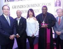 Leer noticia sobre:   17 February 2020  
 El Dr. Arnaldo Espaillat Matos formó parte de la mesa de honor de la XXIV edición del libro Grandes Dominicanos. 