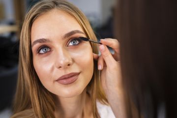 Leer noticia sobre:   25 de Septiembre 2025  
 El maquillaje y los ojos: prácticas seguras para evitar irritaciones 