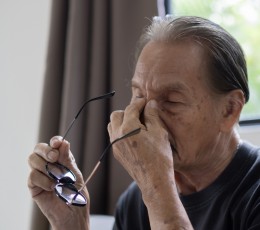 How to adapt to vision loss in one eye?