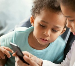 Miop&iacute;a en ni&ntilde;os y los aparatos electr&oacute;nicos